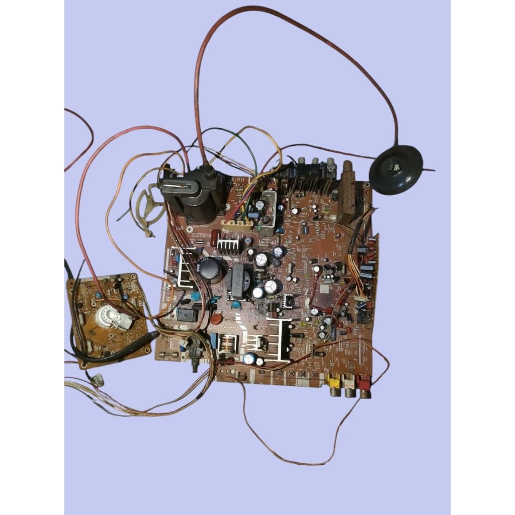mesin tv Sharp 21in plat/cembung copotan dari tv blum uji tes/gembling