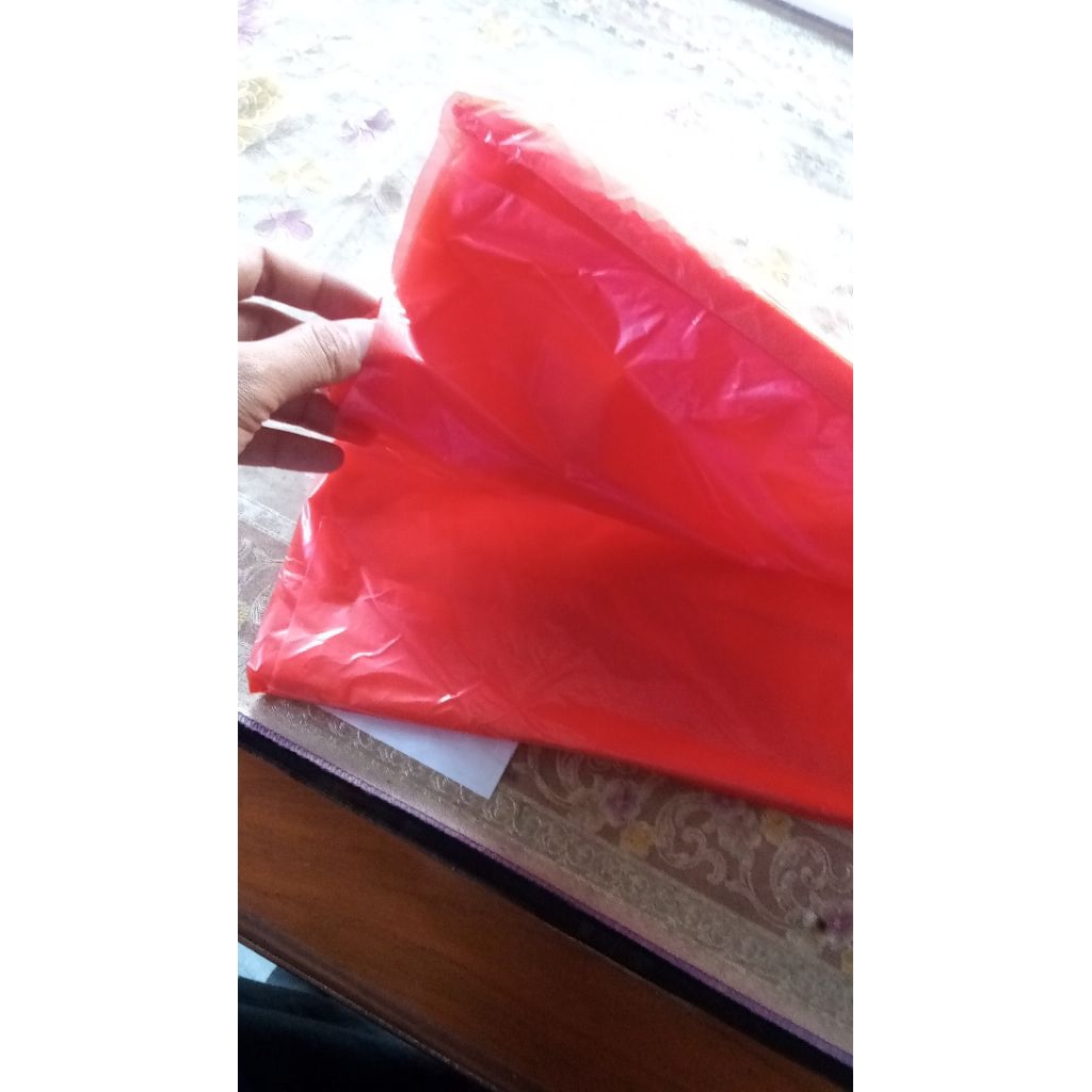 plastik layangan mengkilap warna MERAH tebal 03 micron harga per meter