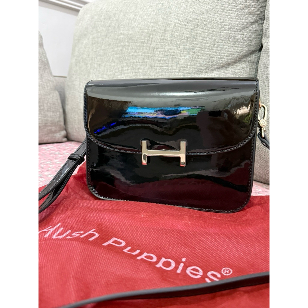 Hush pupies bag