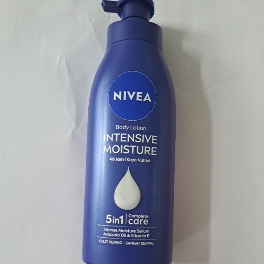 Nivea Body Intensive Lotion - 380 ML / Perawatan Kulit Kering