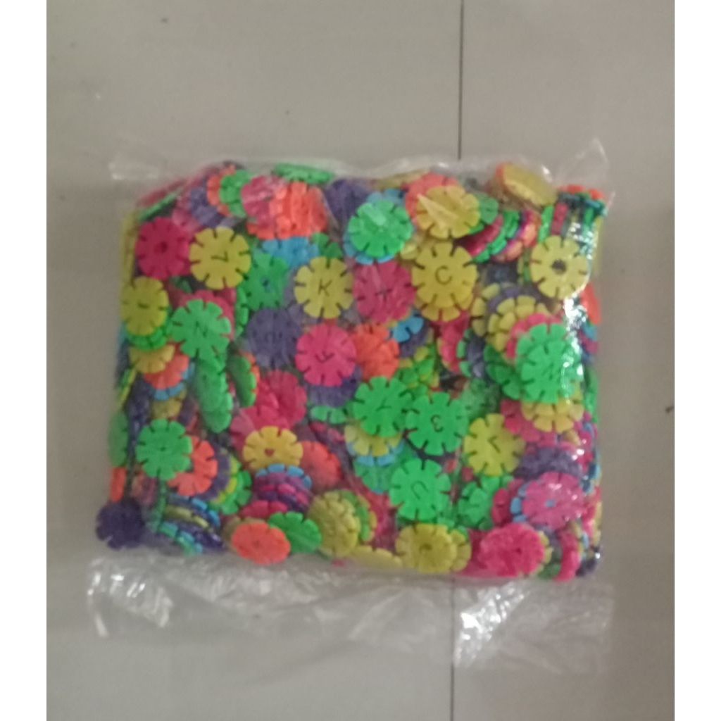 Mainan Ronce Bombic1KG,mainan edukasi anak TK Paud