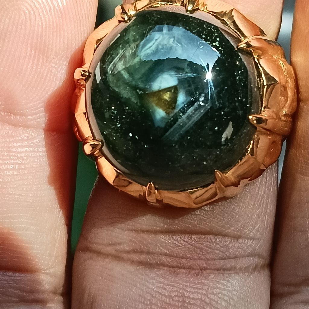 bangsing unik sapphire hijau Kresnadana