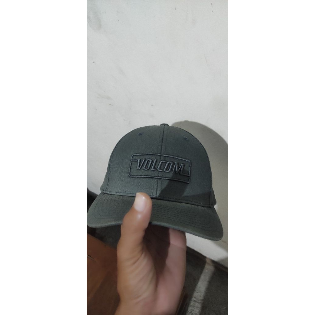 Topi Volcom Original