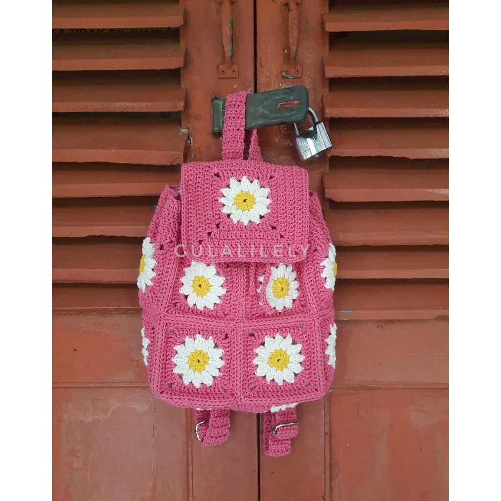 granny daisy backpack