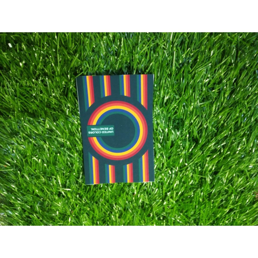 

stiker vinyl benetton