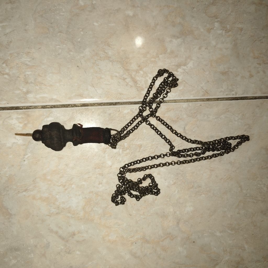 kalung bandul liontin kuno peninggalan unik langka antikk