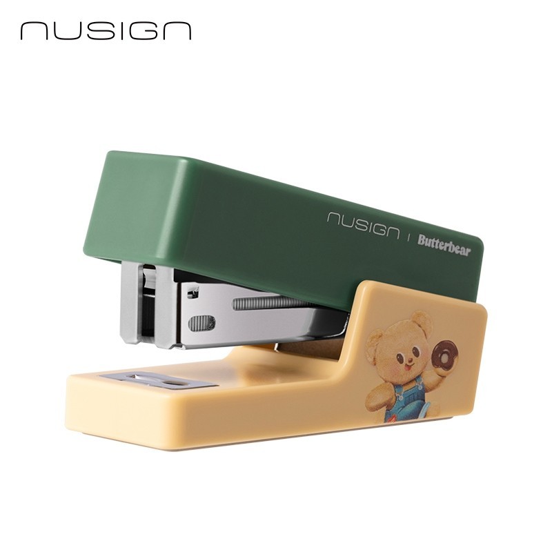 

Deli x Butterbear Stapler / Stapler Mini Kapasitas Kertas 12 lembar 4 Warna Free Refill NS083-B