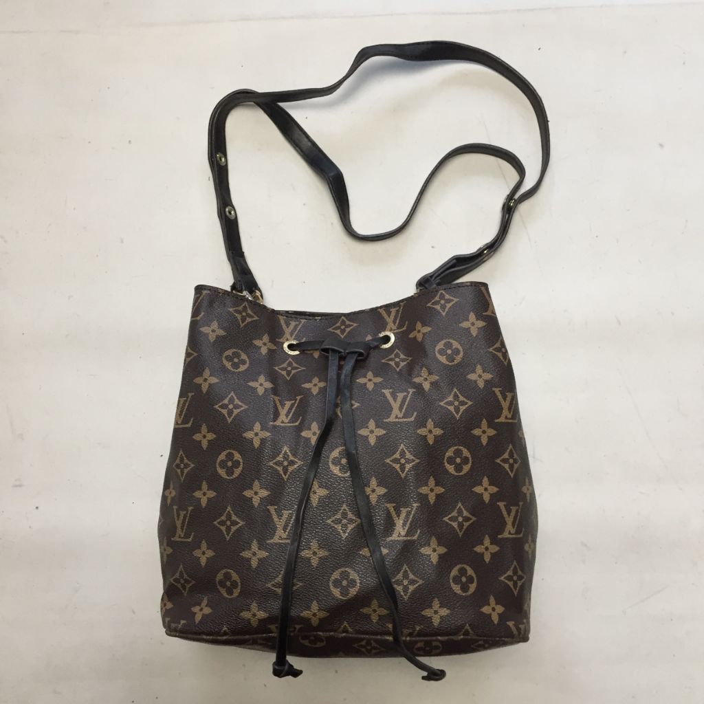 ELVONG BUCKET SERUT TAS SLEMPANG KULAS WANITA