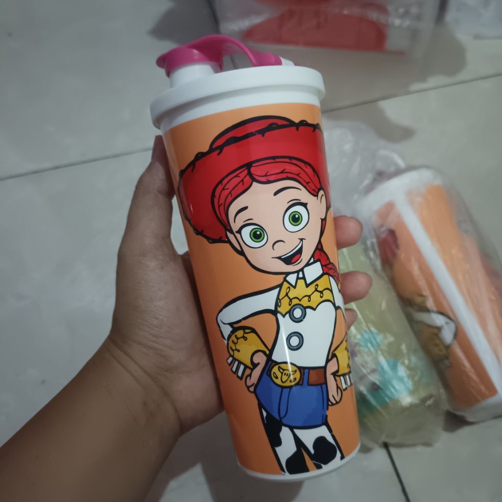 tupperware giant tumbler 470ml botol minum estetik anak