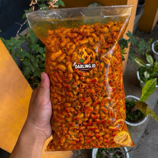 

Makaroni Bantet 1 kg - Cemilan Food Snack Pedas Gurih