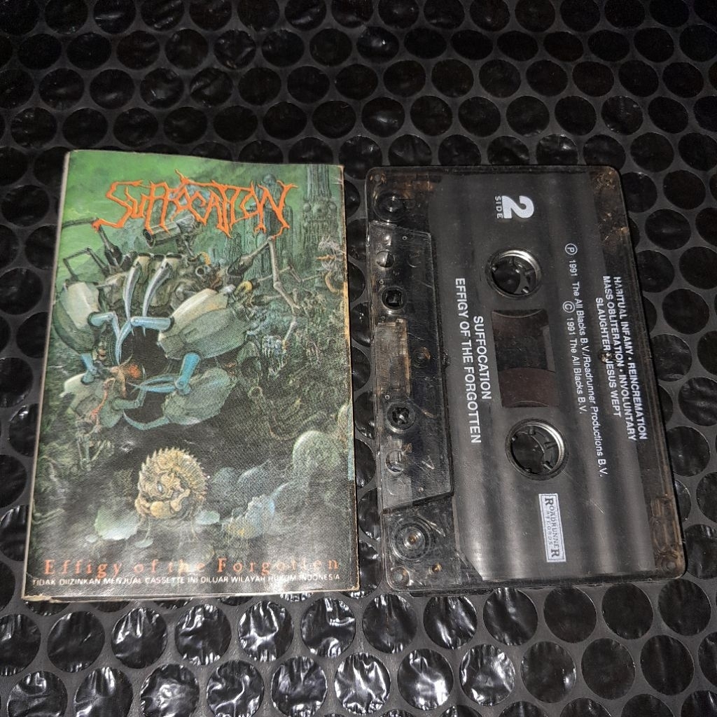 kaset pita suffocation effigy of the forgotten
