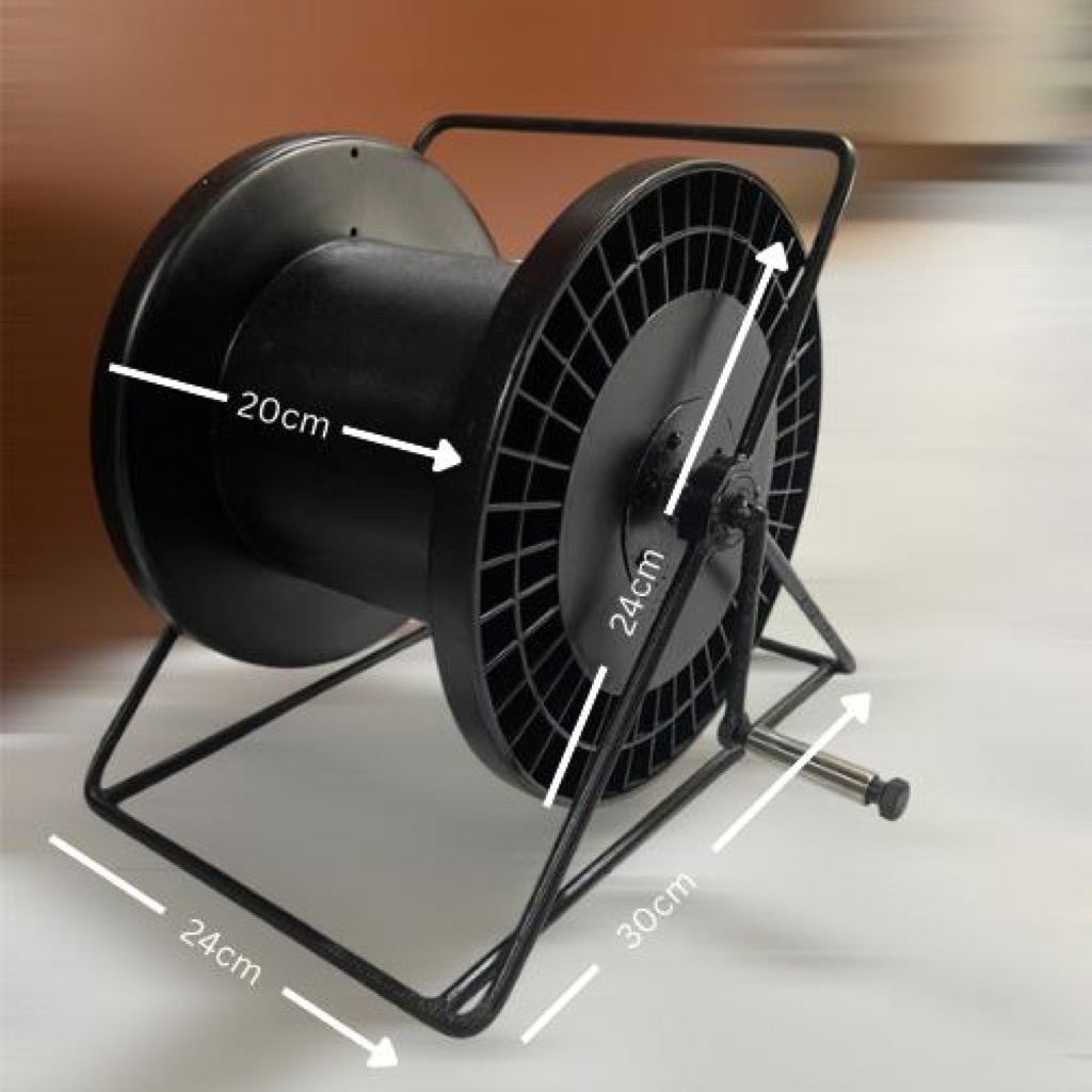 gulungan benang layang layang besar