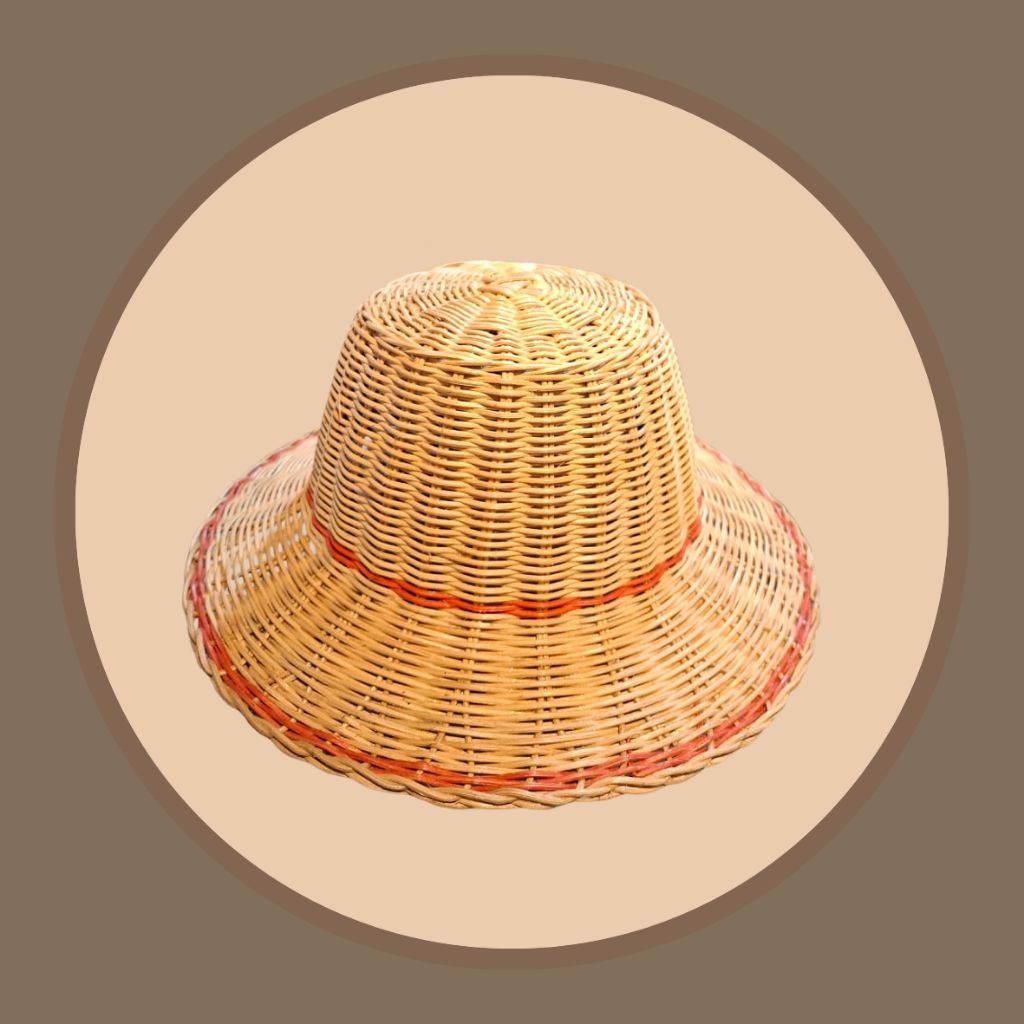 Topi Rotan Anyaman – Tradisional Khas Kalimantan