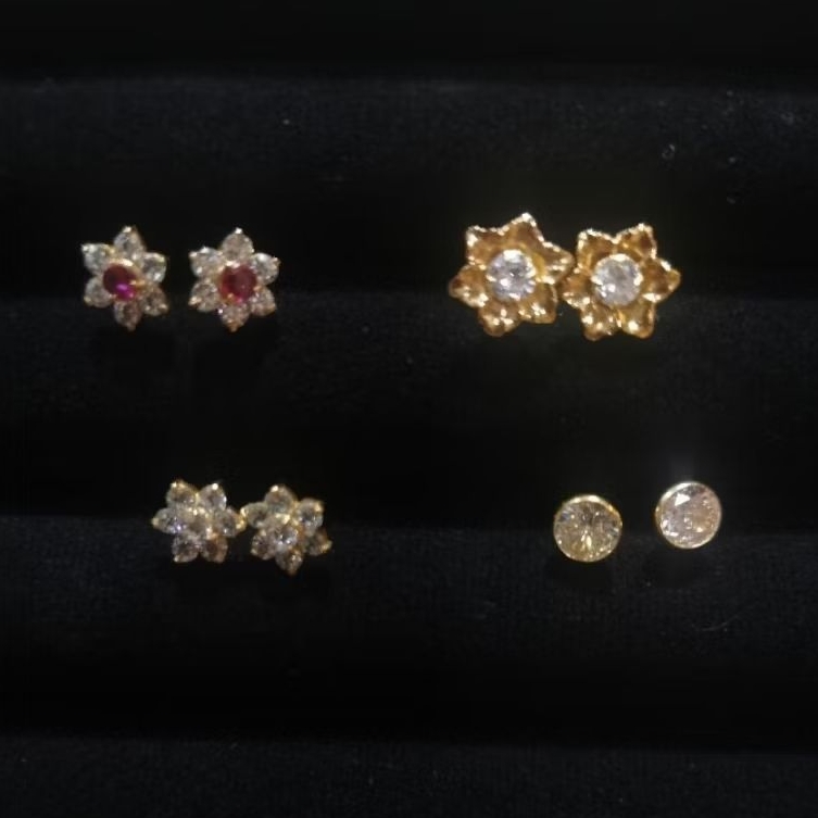 Anting Giwang tindik/tusuk Emas Muda 1 gram Simple dan Elegan