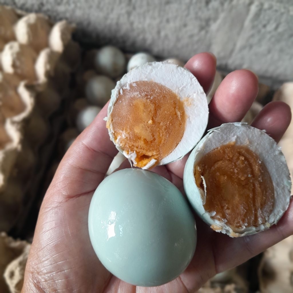 

Telur asin matang enak masir ukuran besar AB pengiriman aman isi 5 butir