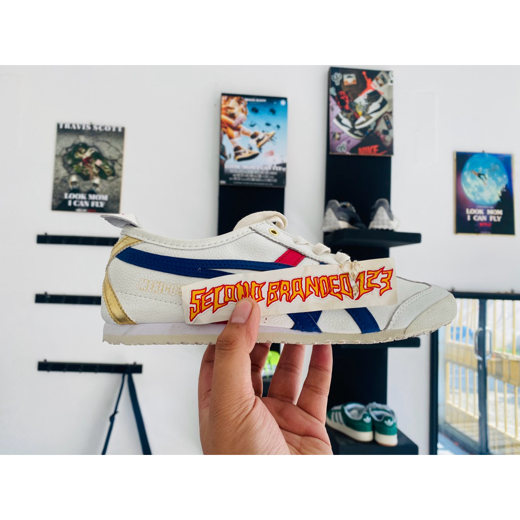 sepatu MEXICO 66 WHITE/DARK BLUE