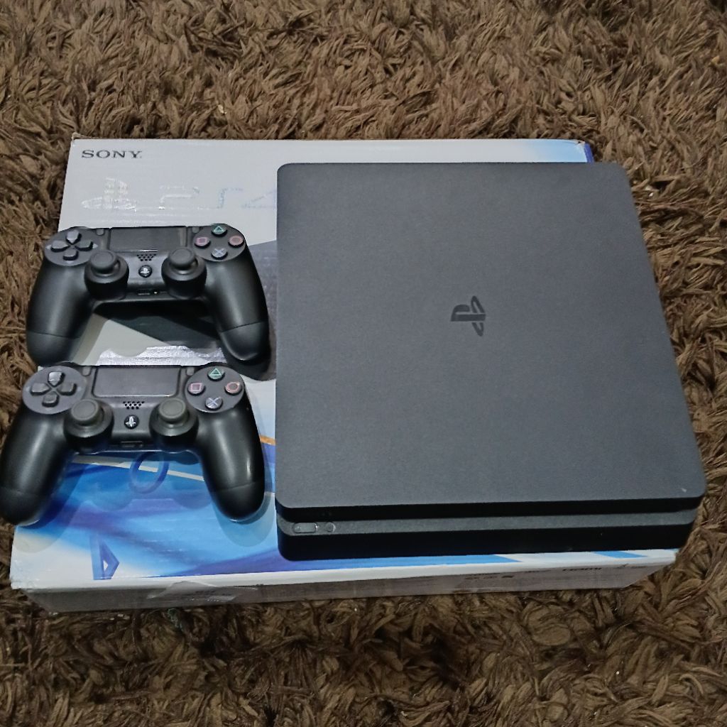 PS4 SLIM HEN LUA 12.02 500GB & 1TB SECOND / PRELOVED