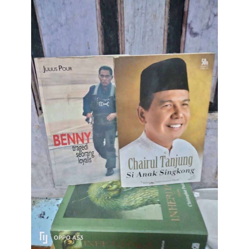 Buku biografi Chairul Tanjung Si Anak Singkong,BENNY Tragedi Seorang Loyalis