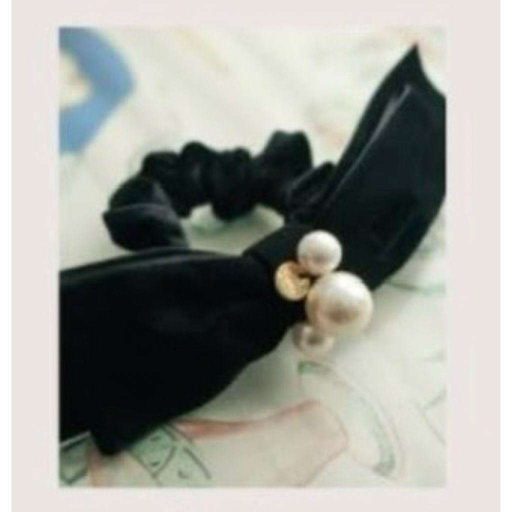 Scrunchie Handmadepita x The Widiras Hepburn Diana (preloved)