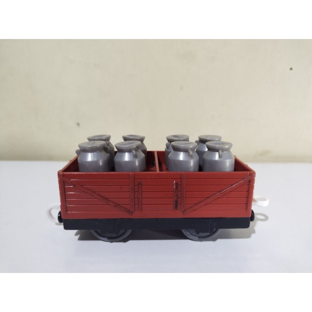 Gerbong Kereta Thomas Tomy