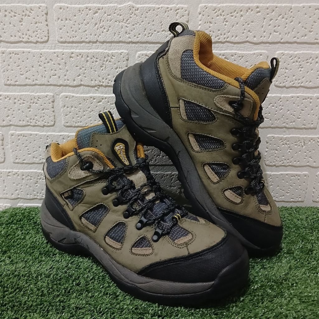 Sepatu Gunung high K2 Second