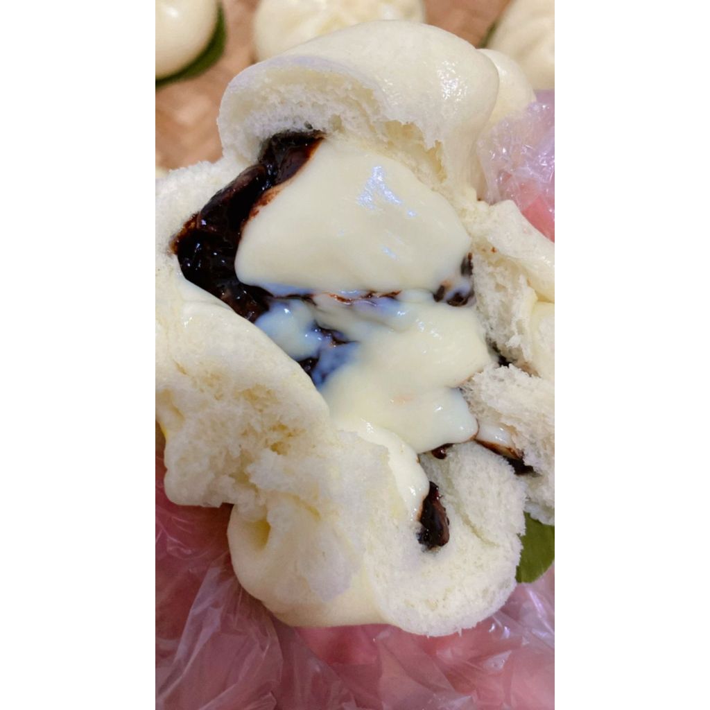 

BAKPAO JADUL ALAS DAUN PISANG IS COKLAT KEJU HOMEMADE FRESH – HALAL, TANPA PENGAWET & PEMUTIH BAKPAO JADUL SEAHOMEMADE