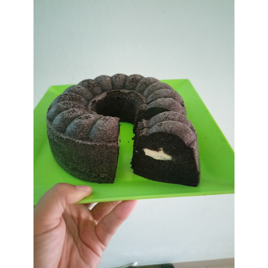 

Bolu ketan hitam keju lumer uk D13