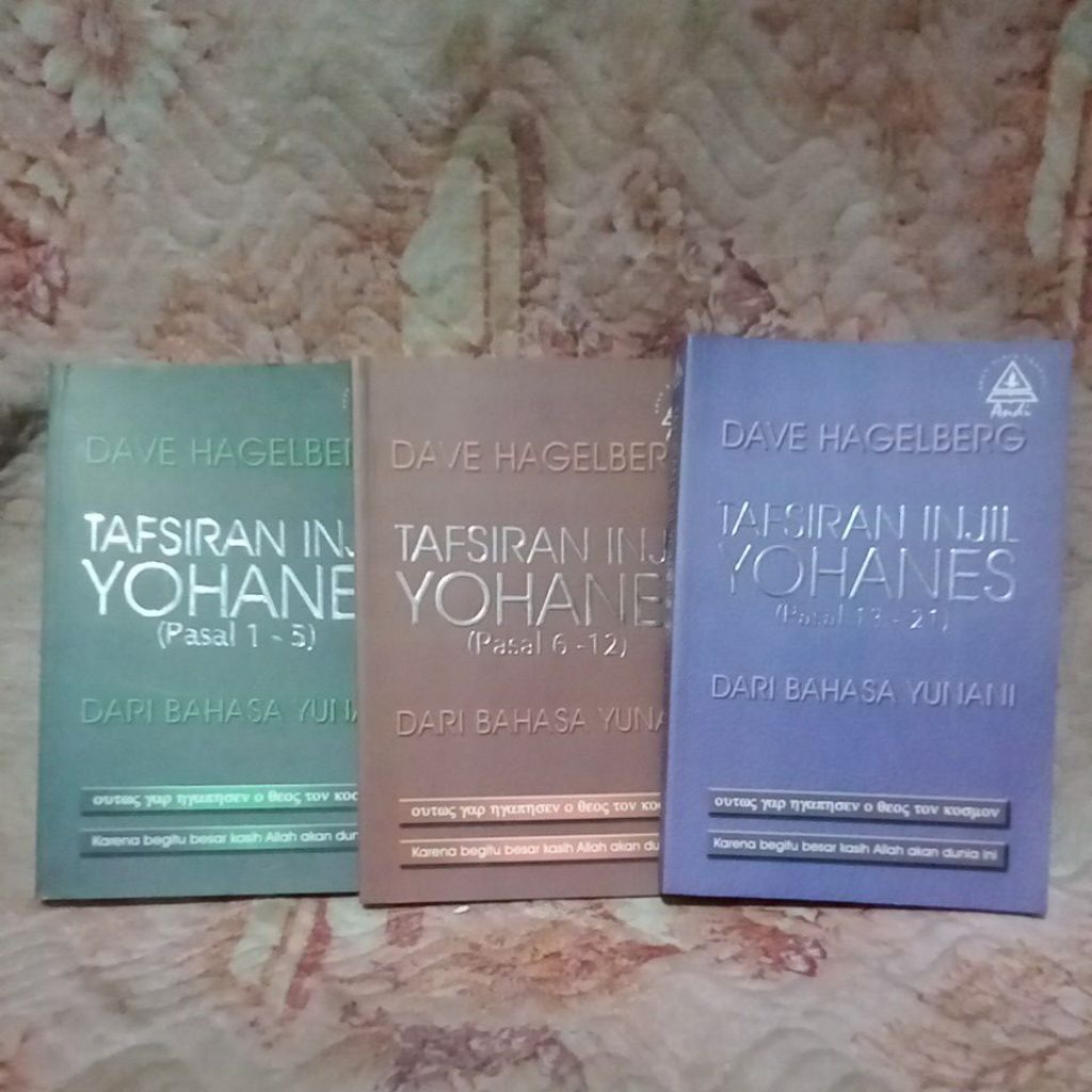 tafsiran injil Yohannes paket tiga buku by dave Hagelberg