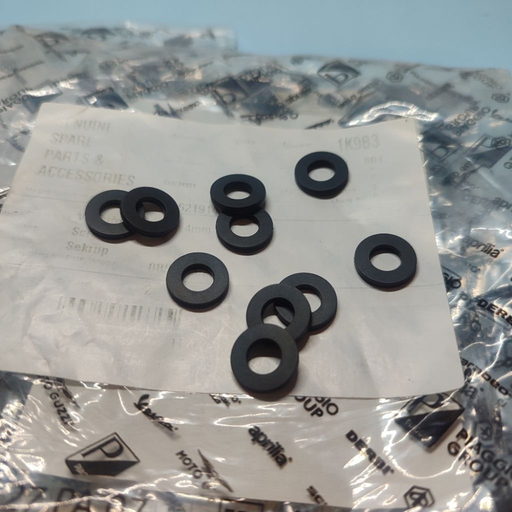 Oring Karet Dudukan Reflektor Mata Kucing Spakbor Depan Bekakang Vespa Matic