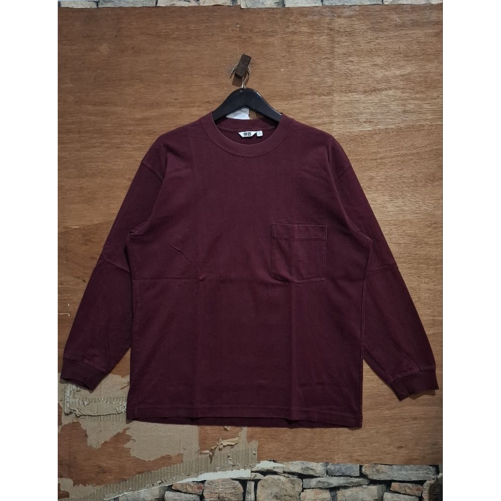 Kaos lengan panjang Uniqlo U pocket size "XL"