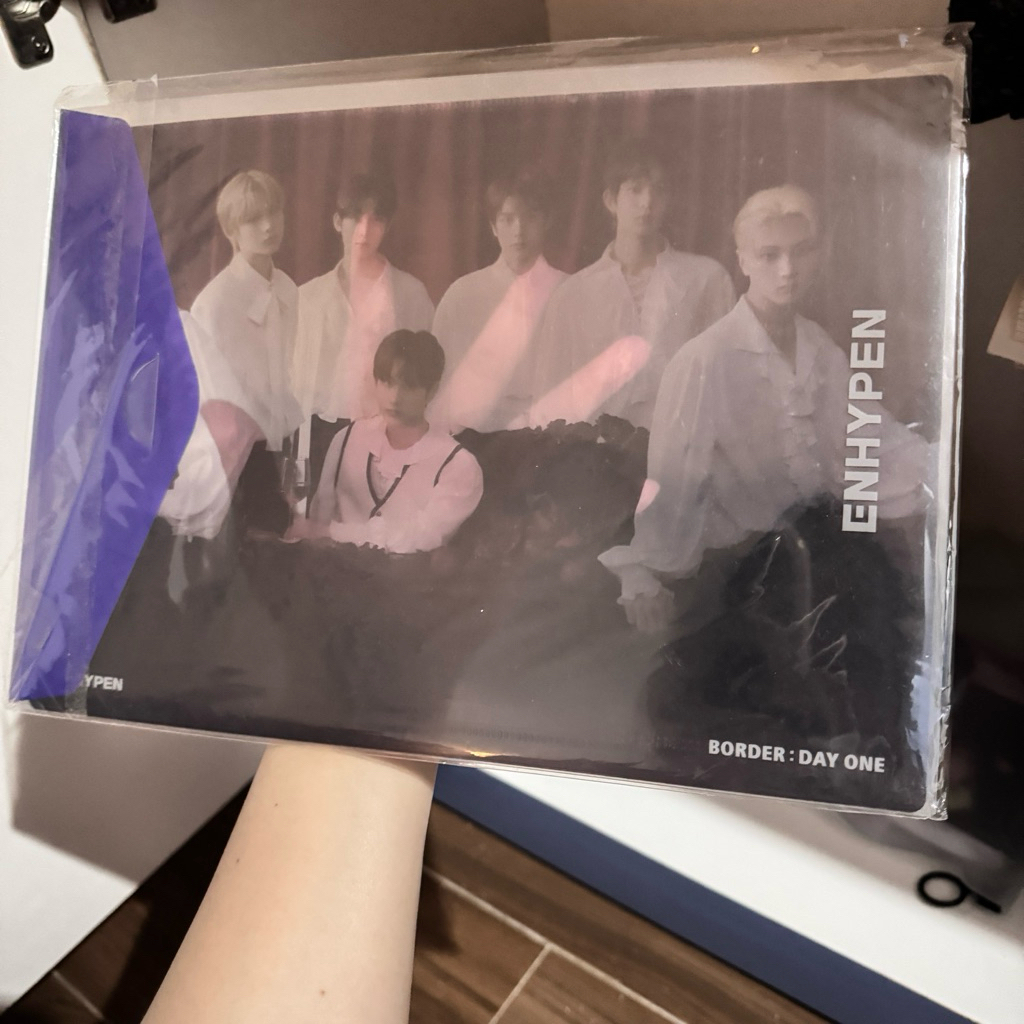 [READY STOCK] OFFICIAL ENHYPEN BENEFIT WEVERSE BORDER DAY ONE CLEAR MAP DUSK