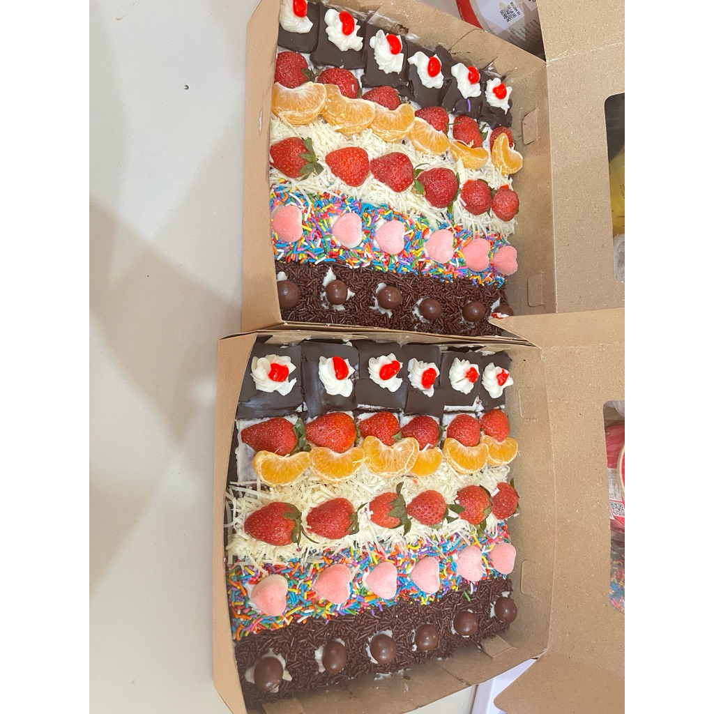 

cake potong uk 22x22,