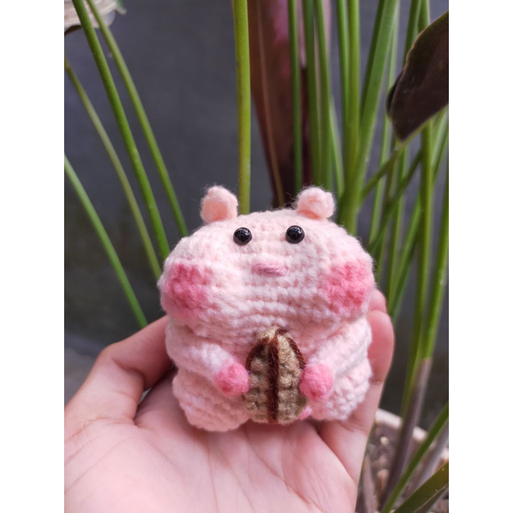 Hamster Crochet Keychain | Amigurumi