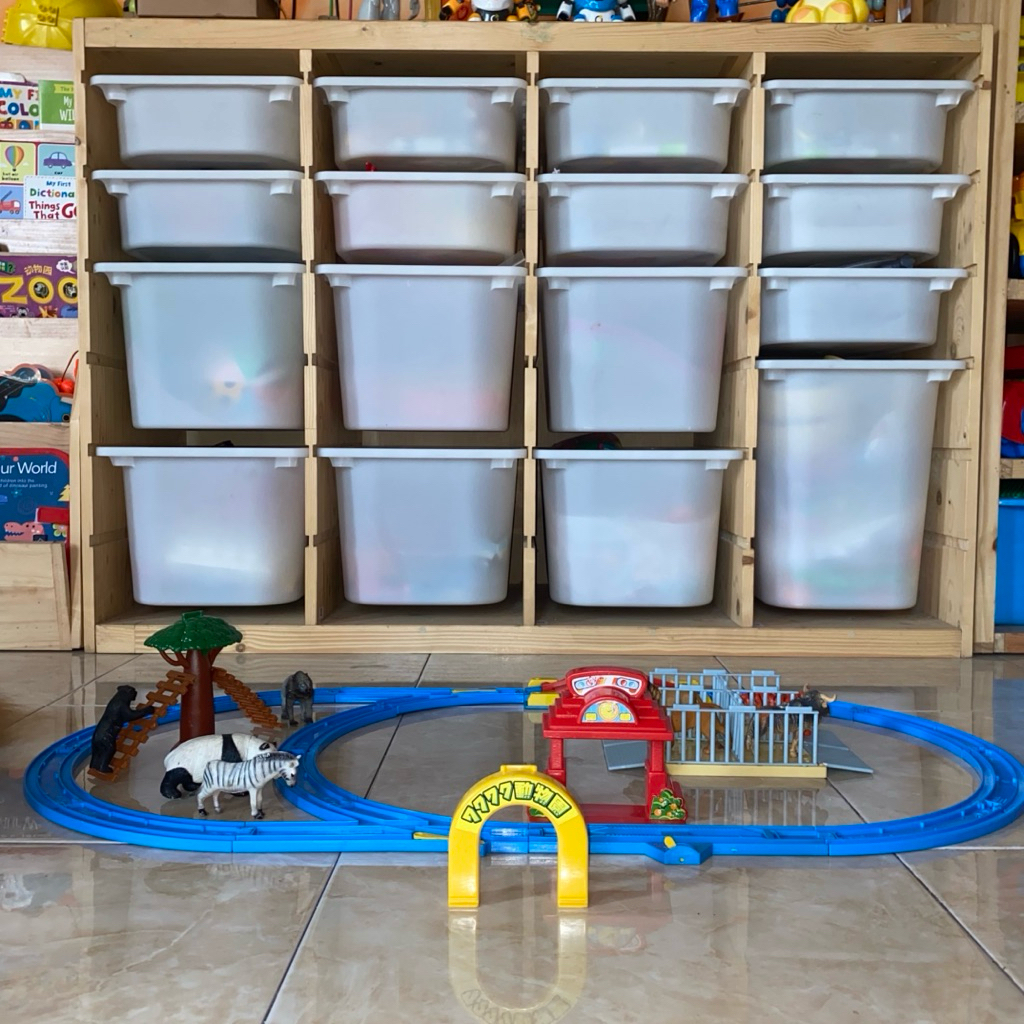 Original Takara Tomy Plarail Let's Play with Animals Asahiyama Zoo-Go Rail Set & Zoo Park Set - Main