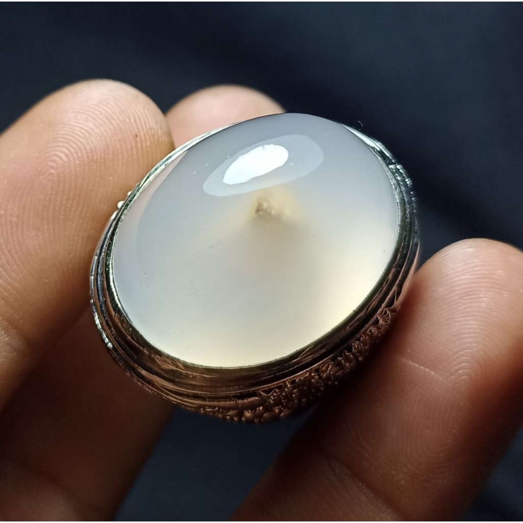 CINCIN BATU AKIK COMBONG SAGA PUTIH