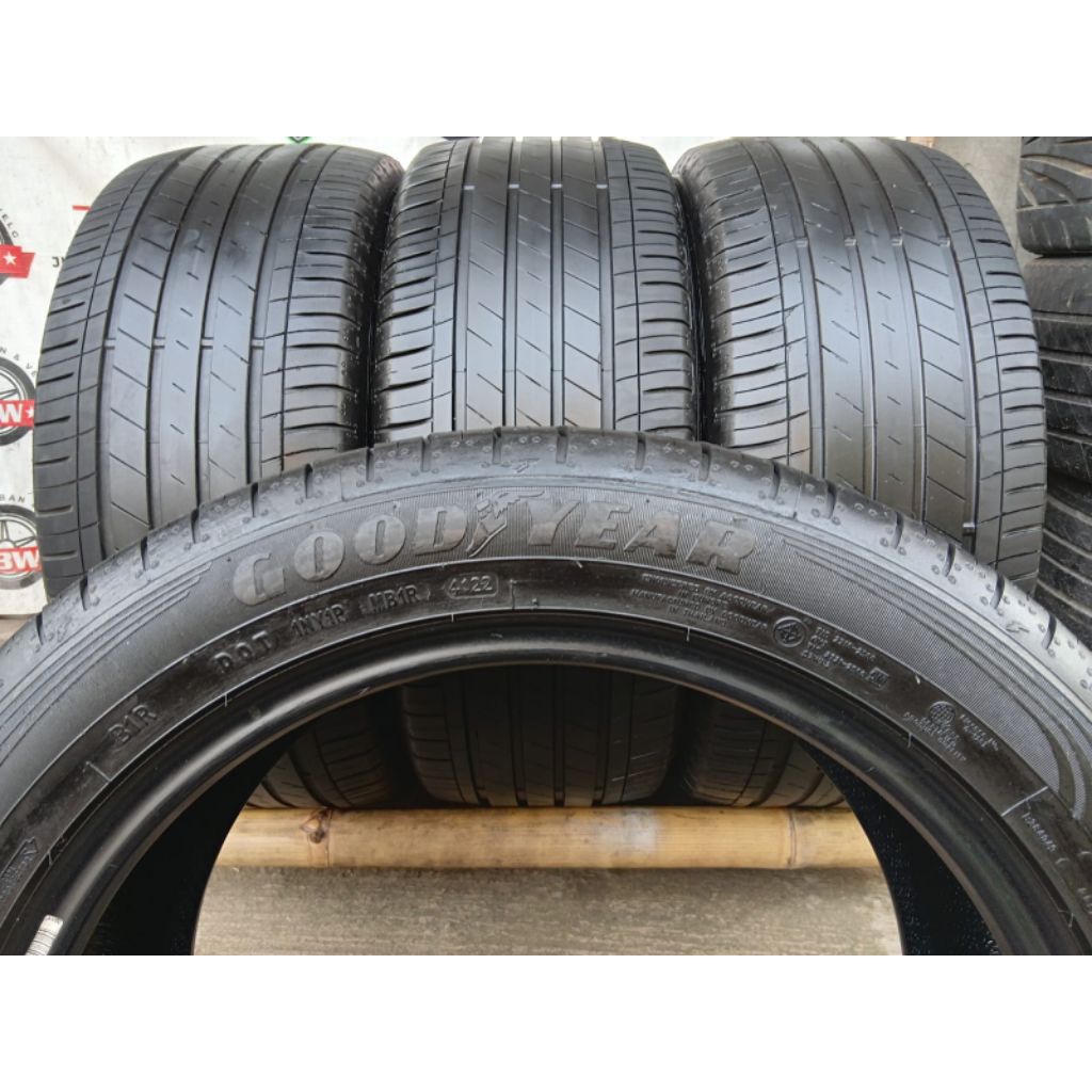 Goodyear Efficient Grip 235/50 R18 Paket 4 pcs