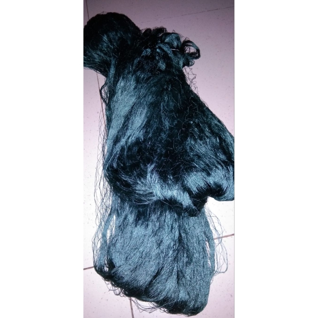 Jaring burung perkutut bahan benang kuat ulet warna hitam panjang 100x3 m