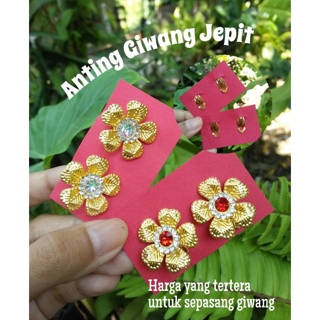 Giwang BUNGA / (Harga untuk Sepasang) Giwang Jepit / Anting Jepit