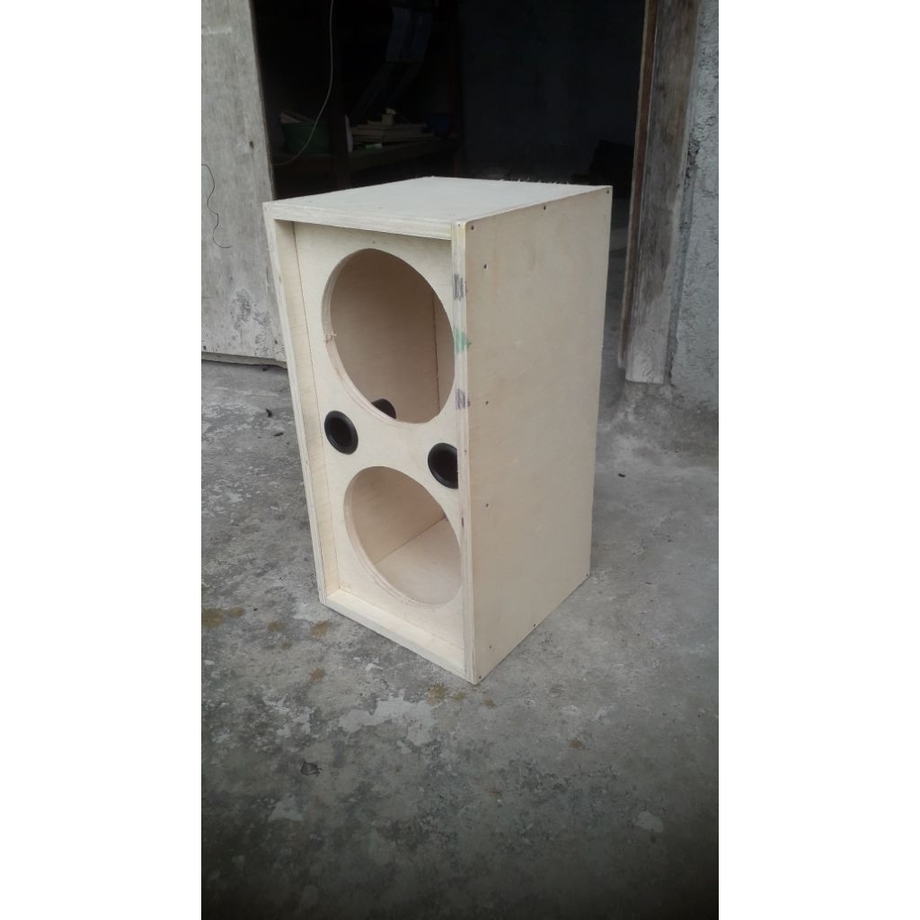 box speaker 8 inch double triplek 12mm.