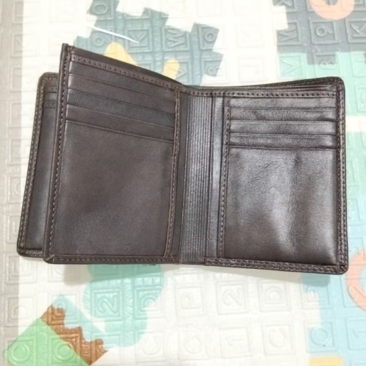 dompet kulit berdiri pria