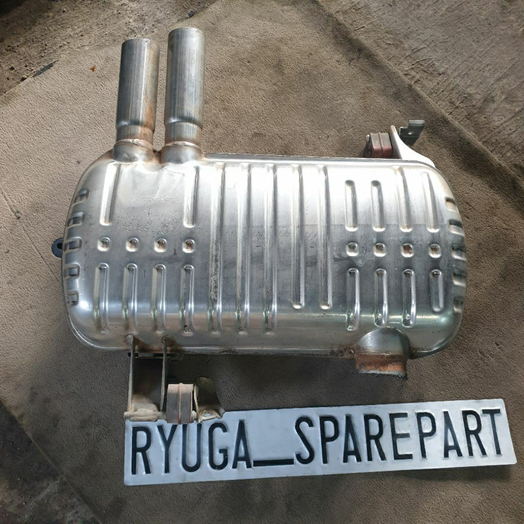 silencer exhaust muffler knalpot belakang original BMW E90 E91 E92 323i 325i 328i 7534341