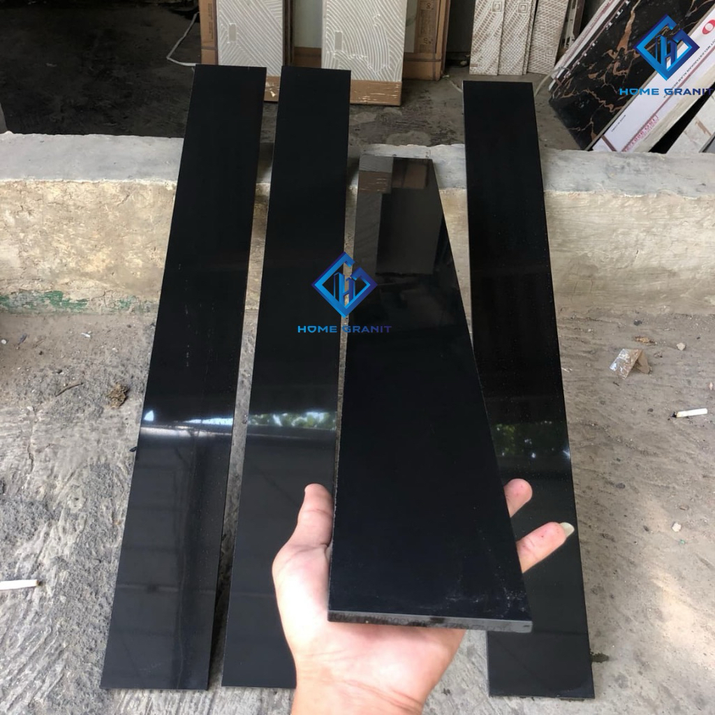 List Plint Granite 8x60 / 10x60 / 15x60 Hitam Polos