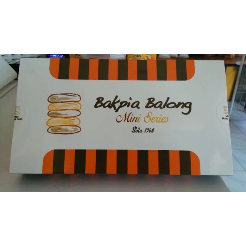 

JasTip BAKPIA BALONG Mini oleh-oleh legenda khas Solo