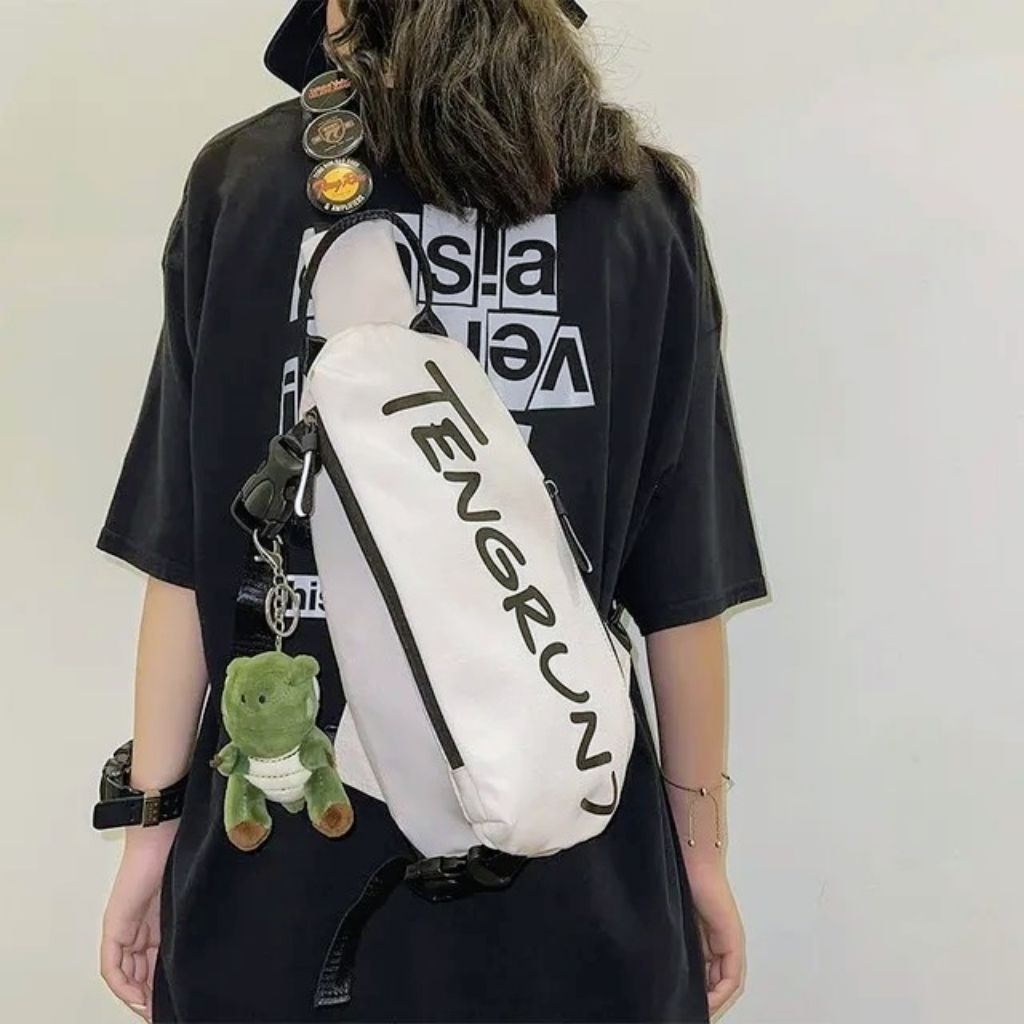 Tas Selmpang Dada Pria dan Wanita Tangrnu/ Tas Pinggang Siswa Tas Kurir Wanita Tas Bahu Nilon Pria B