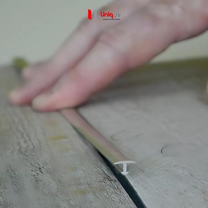 List T Alumunium Wallboard