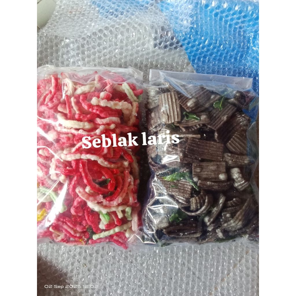 

paket hemat seblak JJ.seblak bantet krupuk jaat beton 500 grm.seblak bantet krupuk jengkol 500 grm.oeiginal dengan daun jeruk