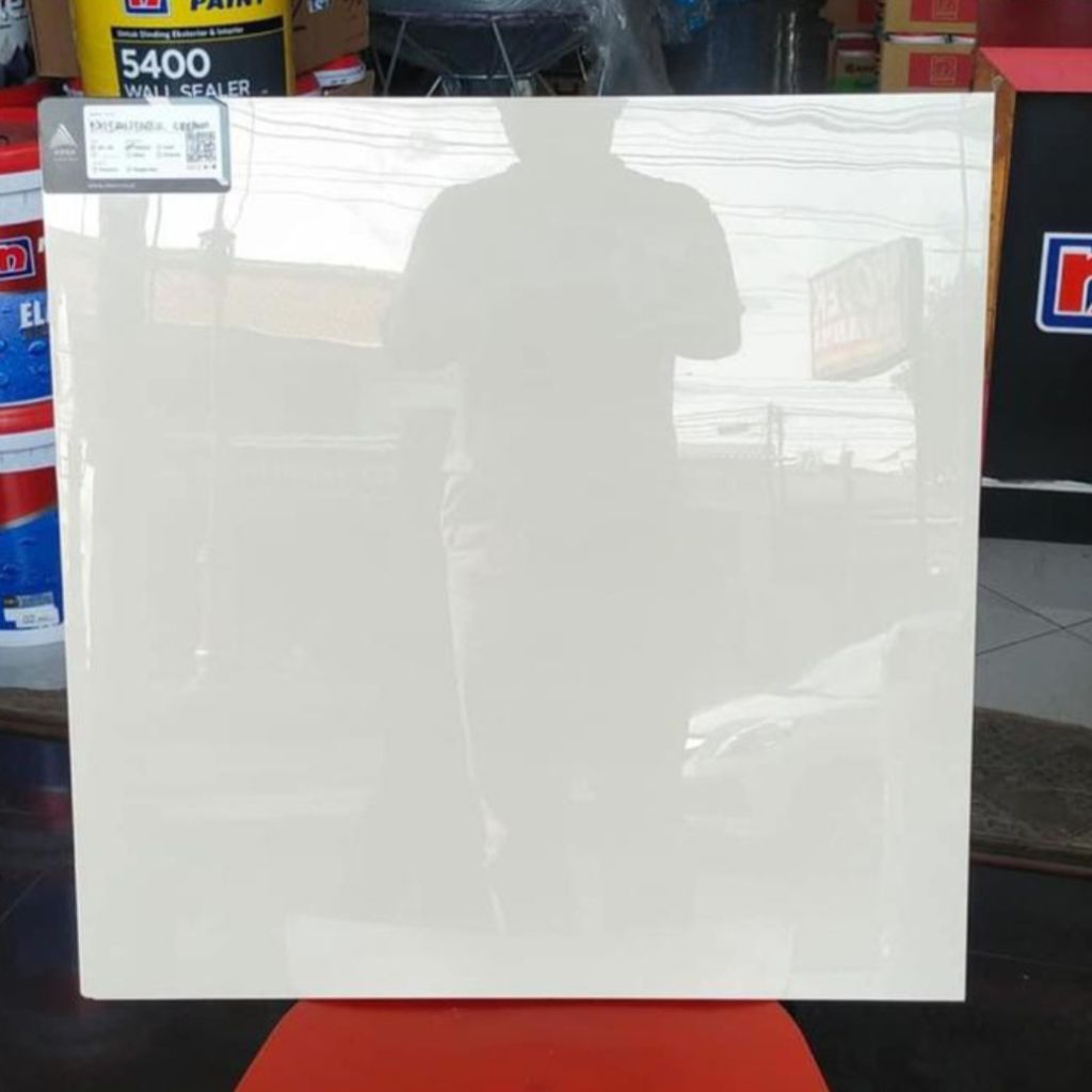 Granit Lantai/dinding 60x60 Arna Nusantara cream