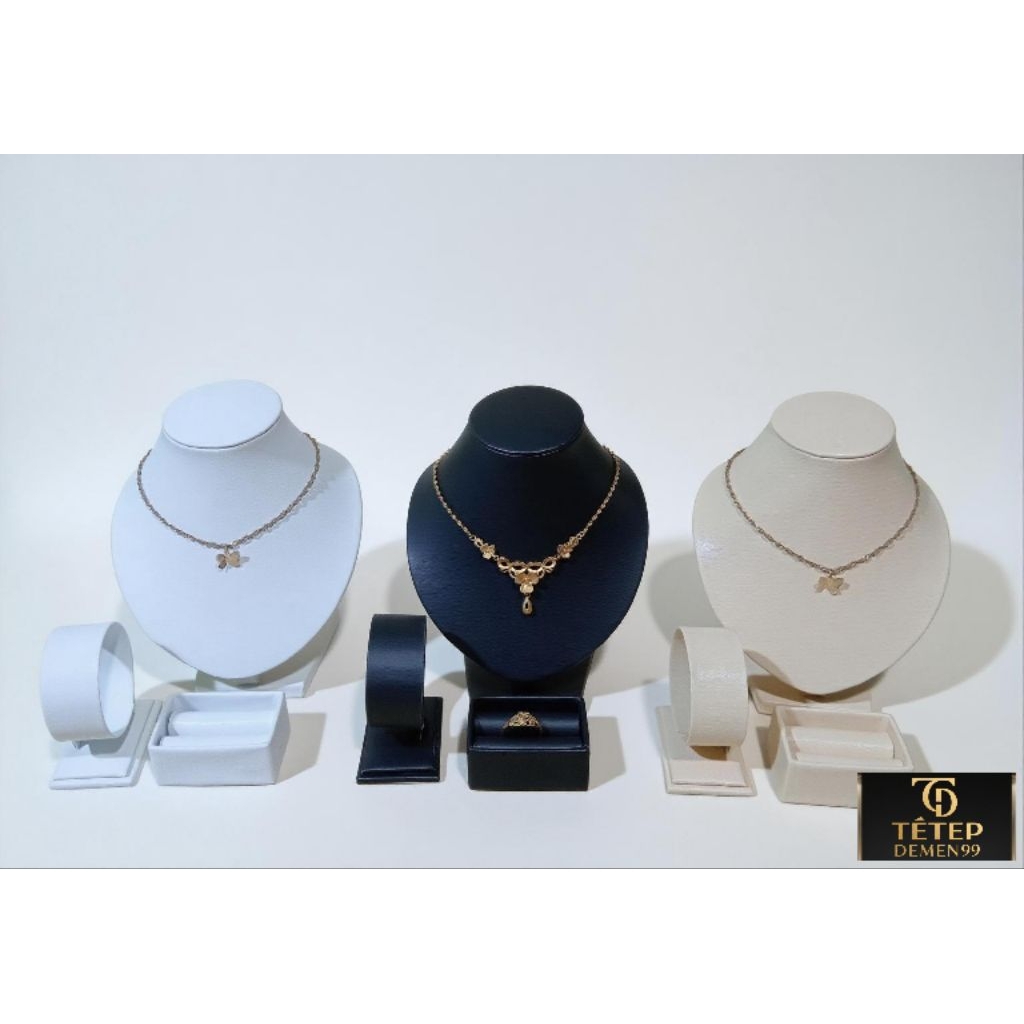 Tempat display kalung satu set bentuk oval/tempat kalung satu set seserahan pernikahan/tempat perhia