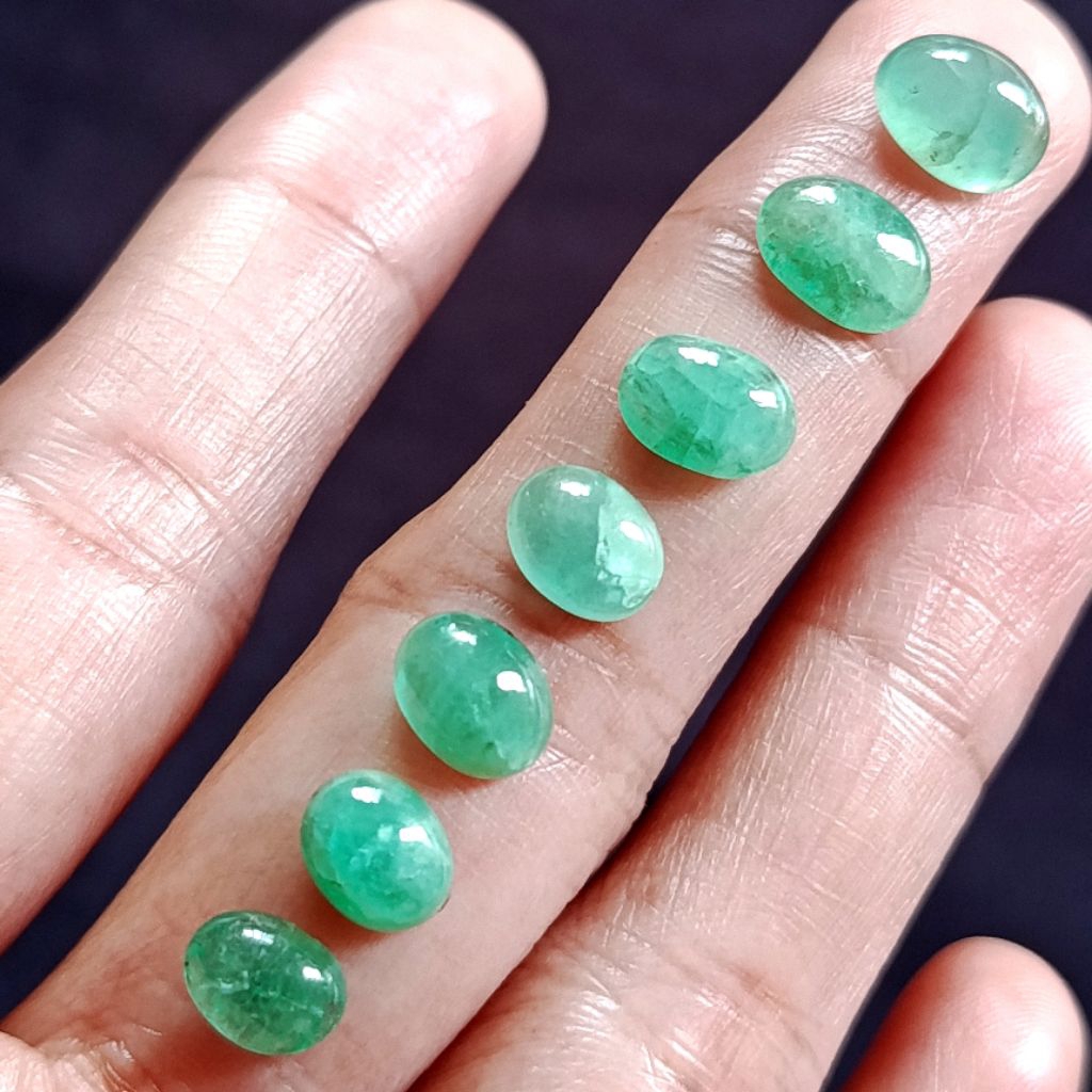 Natural Emerald - batu asli Zamrud est ethiopia- Colombia Oval Polos (B)