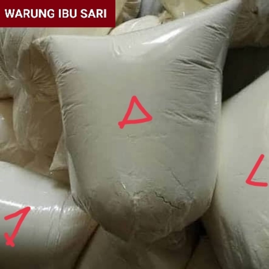 

TERIGU SEGITIGA 1KG CURAH